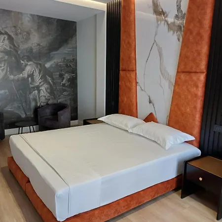 Oxygen Boutique 4* Tirana