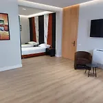 Отель Oxygen Boutique 4*