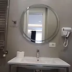 فندق Oxygen Boutique تيرانا