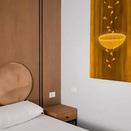 Oxygen Boutique Hotel 4*