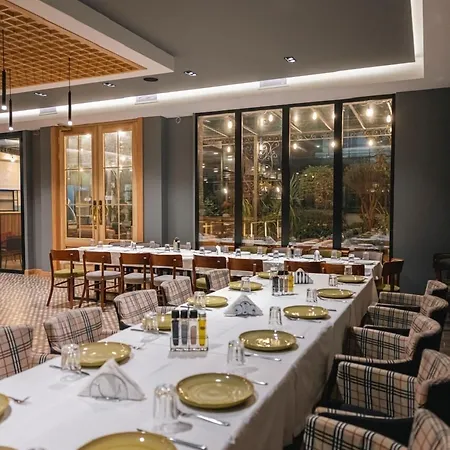 Oxygen Boutique Hotel 4*